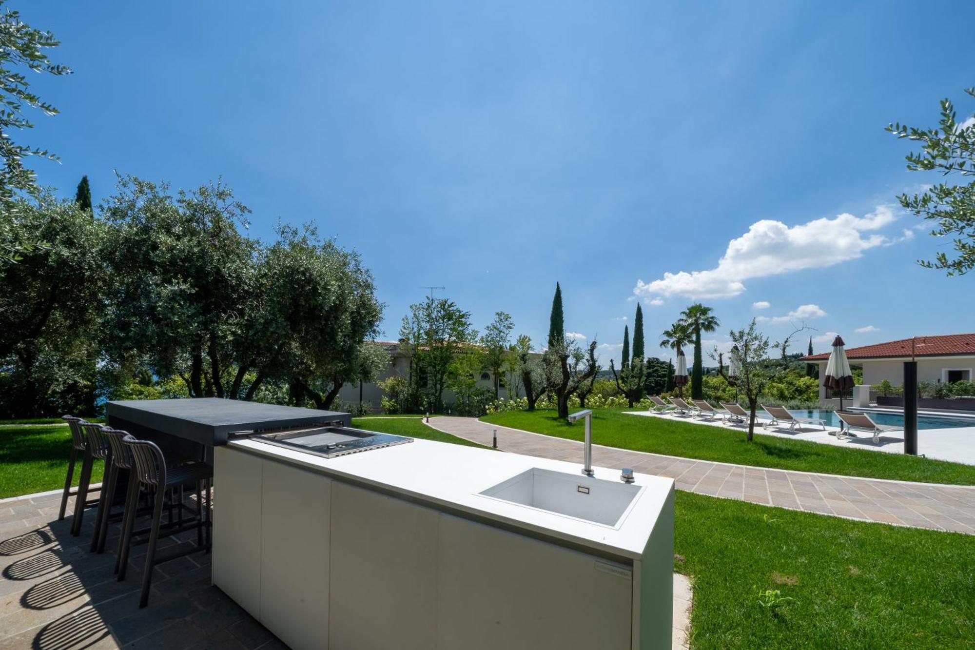 Villa Silvia Apartments Сан-Феліче-дель-Бенако Екстер'єр фото